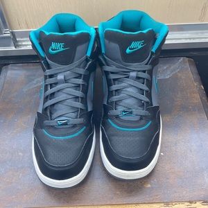 Nike Prestige 3 Mens Size 11.Black Gray Teal basketball shoes.KEA
